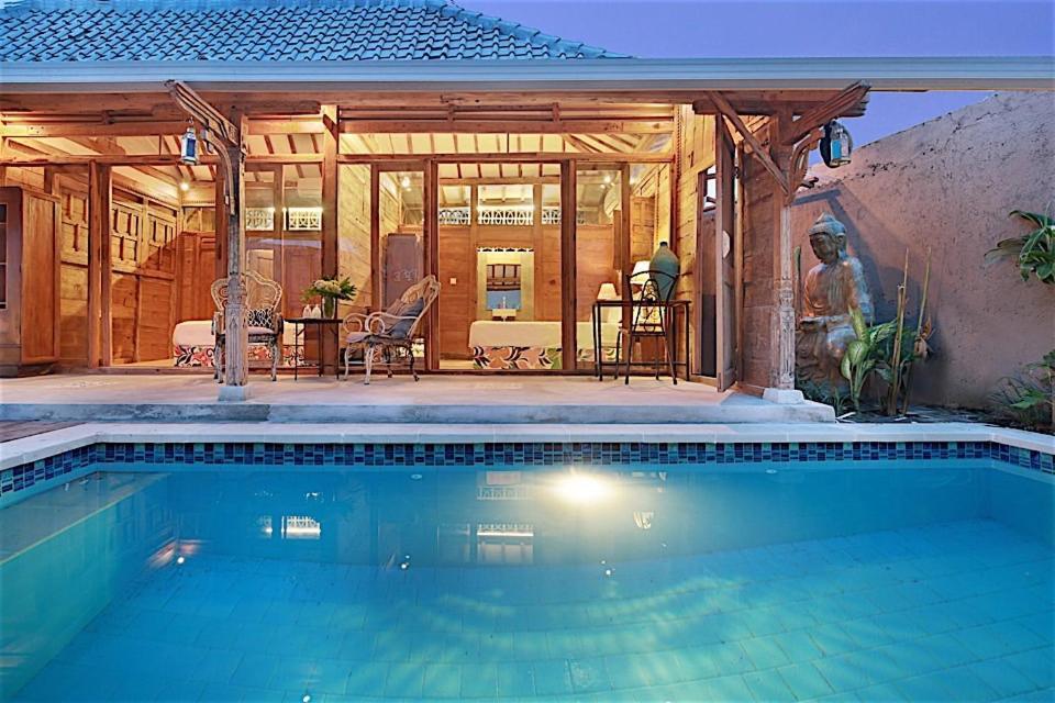 Villa Joglo Batu Belig Canggu Exterior foto