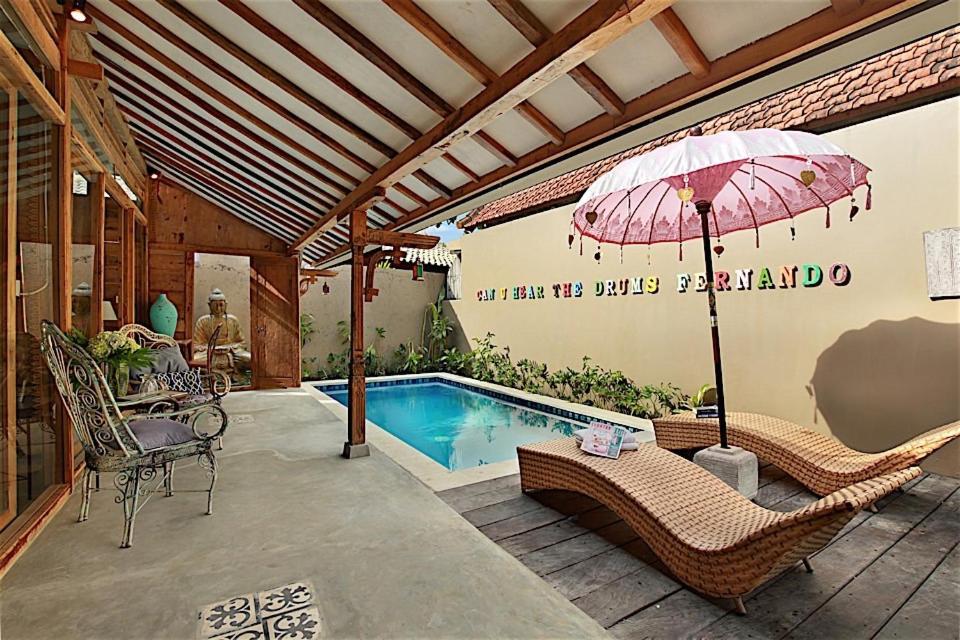 Villa Joglo Batu Belig Canggu Exterior foto